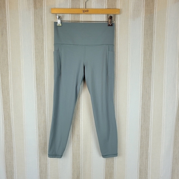 Athleta Pants - Athleta Salutation Stash Pocket 2‎ 7/8 Tights Leggings Seafoam Green Size Small